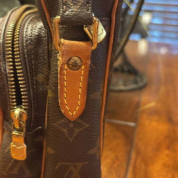 Louis Vuitton Monogram Amazon Crossbody COA - Picture 6 of 14